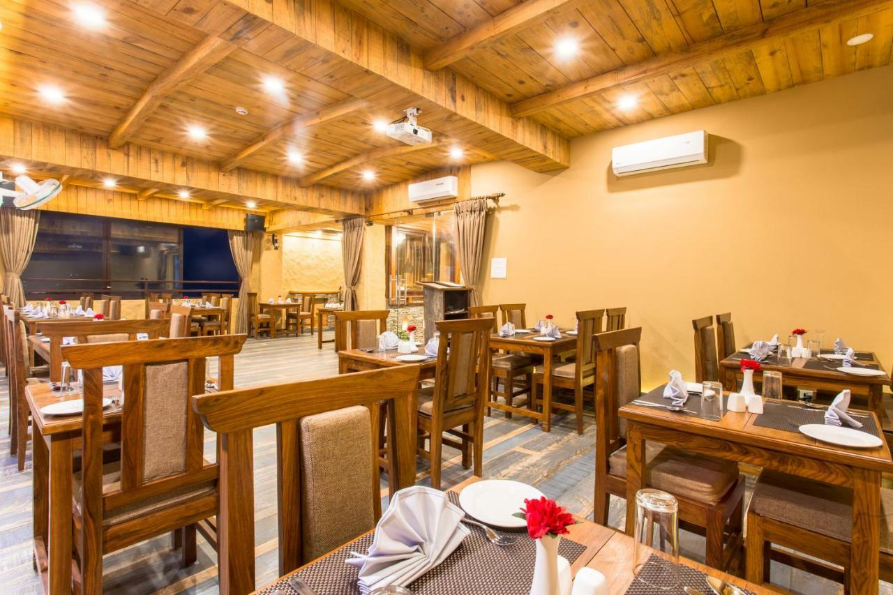 Hotel Mala Pokhara Exterior photo