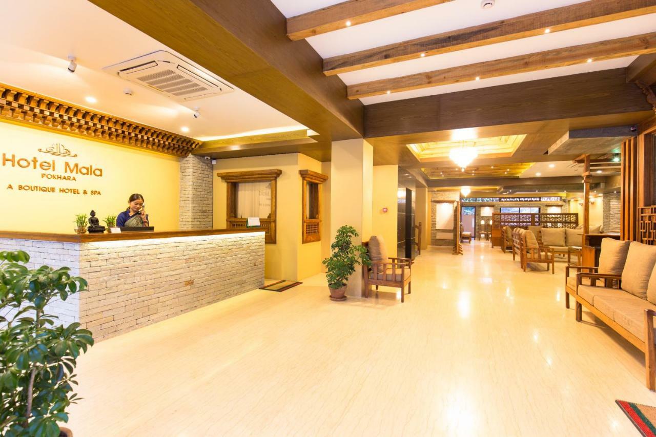 Hotel Mala Pokhara Exterior photo
