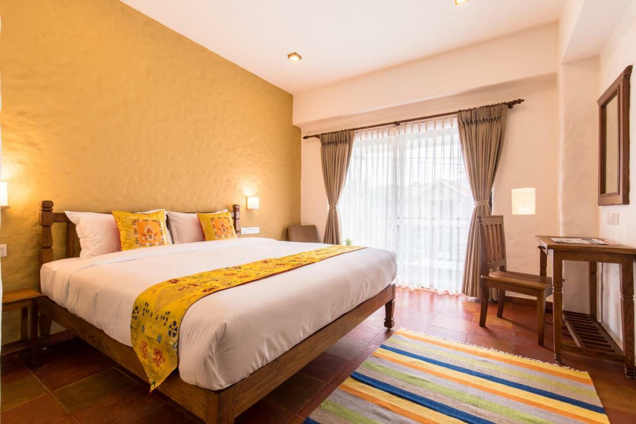 Hotel Mala Pokhara Exterior photo